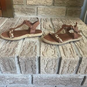 OshKosh toddler sandals size 9